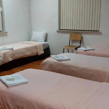 Guest * София